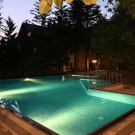 Hotel Sunolus Vineyard House