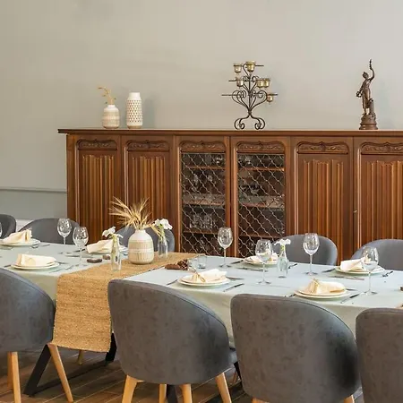 Sunolus Vineyard House Hotel 5*